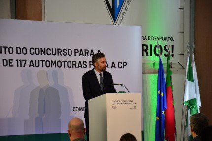 Launch of the tender for the quisition of 117 locomotives for CP